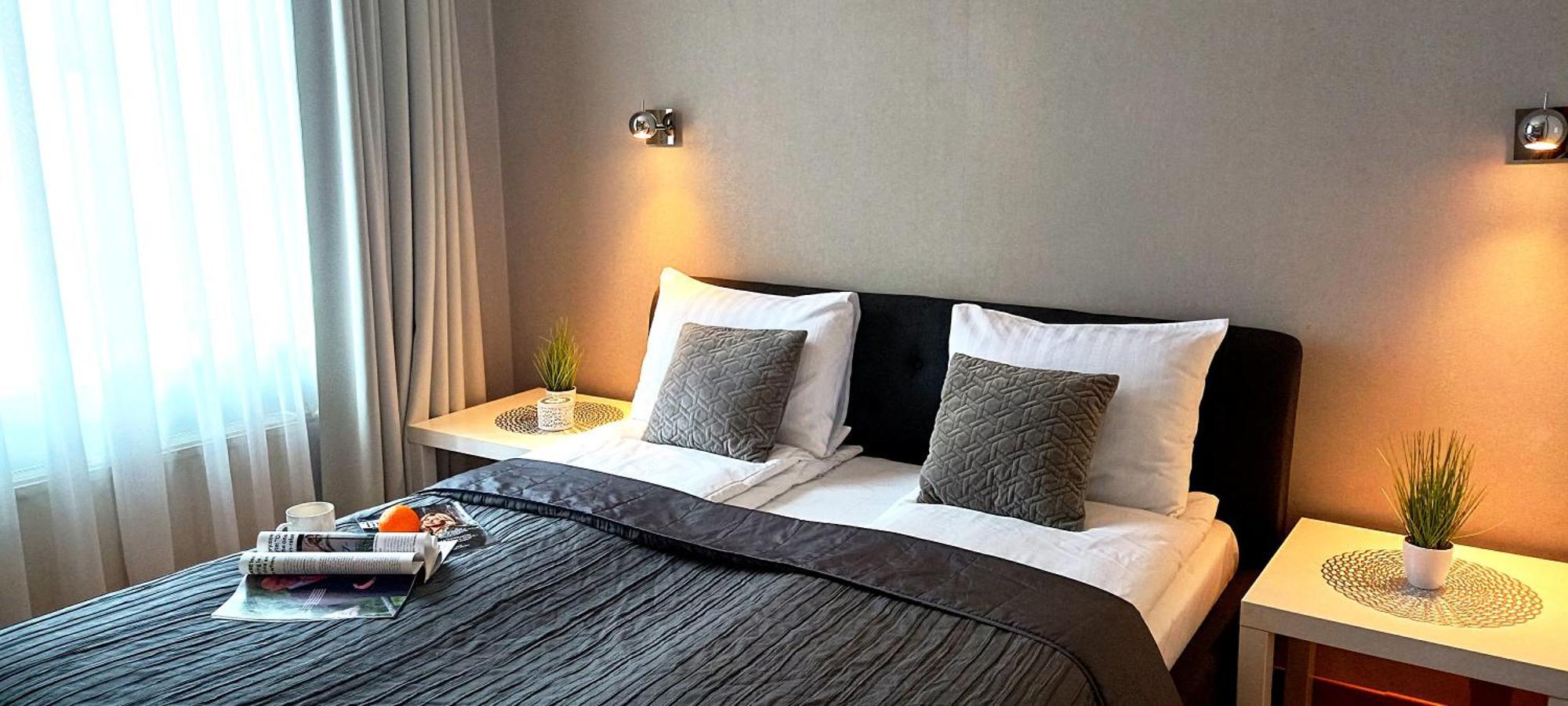 Old Town 2 Bedroom Apartment Near Dome Square & Scenic Waterfront Riga Kültér fotó