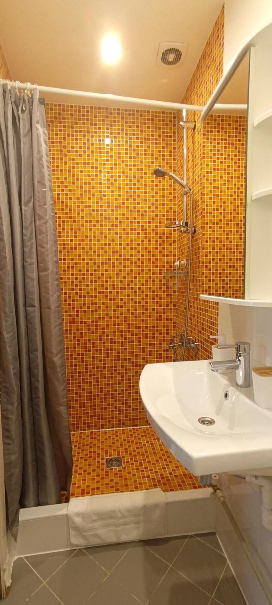 Old Town 2 Bedroom Apartment Near Dome Square & Scenic Waterfront Riga Kültér fotó