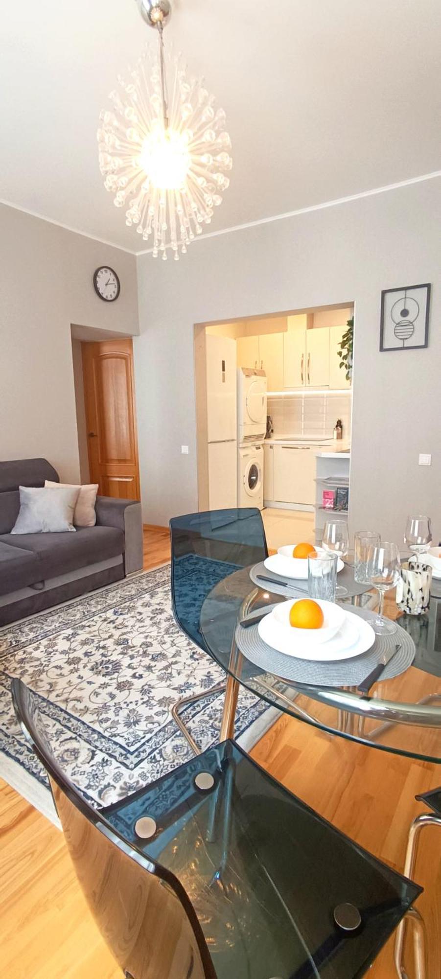 Old Town 2 Bedroom Apartment Near Dome Square & Scenic Waterfront Riga Kültér fotó